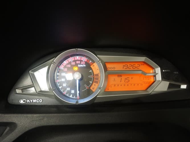 KYMCO XCITING 400 2017 de segunda mano