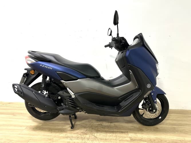 YAMAHA NMAX 125 2023 de segunda mano