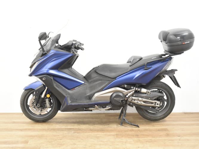 KYMCO AK 550 (A2) 2019 de segunda mano