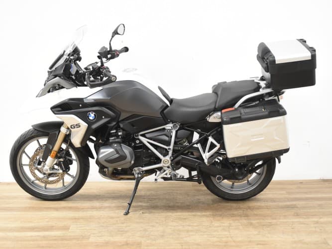 Comprar BMW R 1250 GS (IVA DEDUC.) (3 PAQ+ 3 MLTS) (RED ASIEN) 2022 de segunda mano BMW R 1250 GS (IVA DEDUC.) (3 PAQ+ 3 MLTS) (RED ASIEN) 2022 de segunda mano