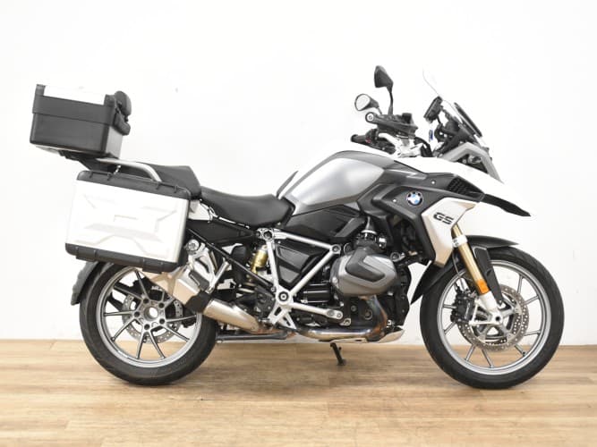 Comprar BMW R 1250 GS (IVA DEDUC.) (3 PAQ+ 3 MLTS) (RED ASIEN) 2022 de segunda mano BMW R 1250 GS (IVA DEDUC.) (3 PAQ+ 3 MLTS) (RED ASIEN) 2022 de segunda mano