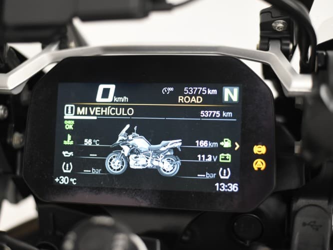 Comprar BMW R 1250 GS (IVA DEDUC.) (3 PAQ+ 3 MLTS) (RED ASIEN) 2022 de segunda mano BMW R 1250 GS (IVA DEDUC.) (3 PAQ+ 3 MLTS) (RED ASIEN) 2022 de segunda mano