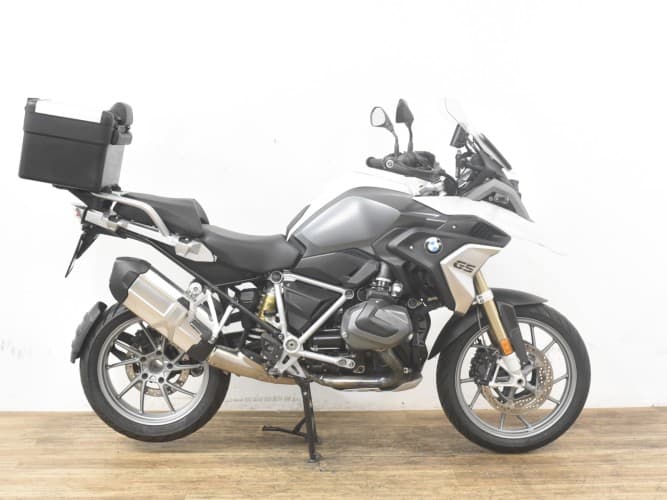 Comprar BMW R 1250 GS (IVA DEDUCIBLE) (3 PAQUETES+ TOP CASE) 2022 de segunda mano BMW R 1250 GS (IVA DEDUCIBLE) (3 PAQUETES+ TOP CASE) 2022 de segunda mano