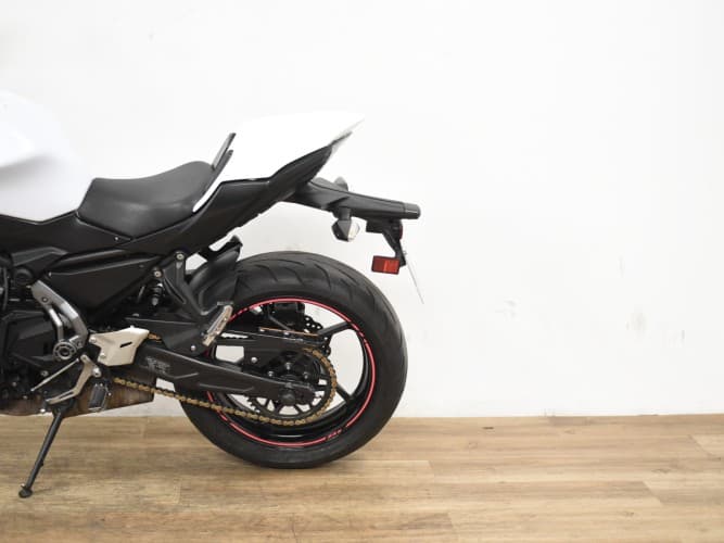 Comprar KAWASAKI Z 650 (A) 2019 de segunda mano KAWASAKI Z 650 (A) 2019 de segunda mano