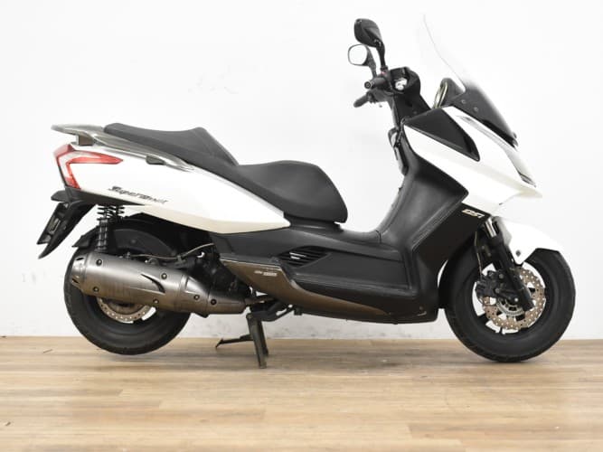 KYMCO SUPER DINK 125 2015 de segunda mano