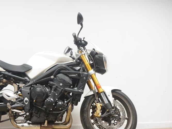 Comprar TRIUMPH STREET TRIPLE R 2012 de segunda mano TRIUMPH STREET TRIPLE R 2012 de segunda mano