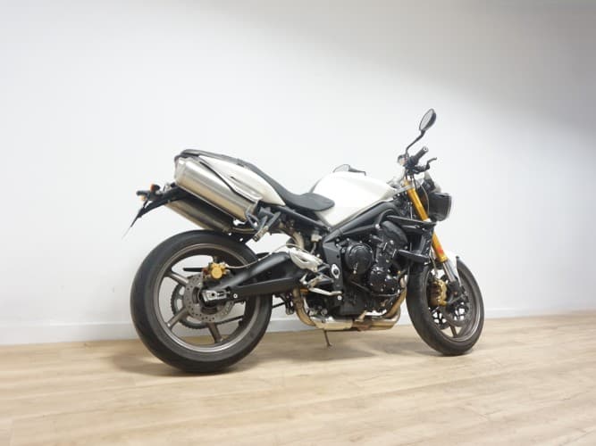 Comprar TRIUMPH STREET TRIPLE R 2012 de segunda mano TRIUMPH STREET TRIPLE R 2012 de segunda mano