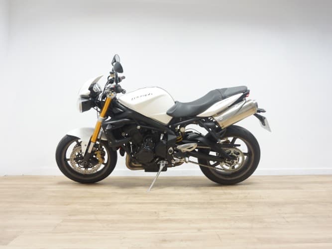 Comprar TRIUMPH STREET TRIPLE R 2012 de segunda mano TRIUMPH STREET TRIPLE R 2012 de segunda mano