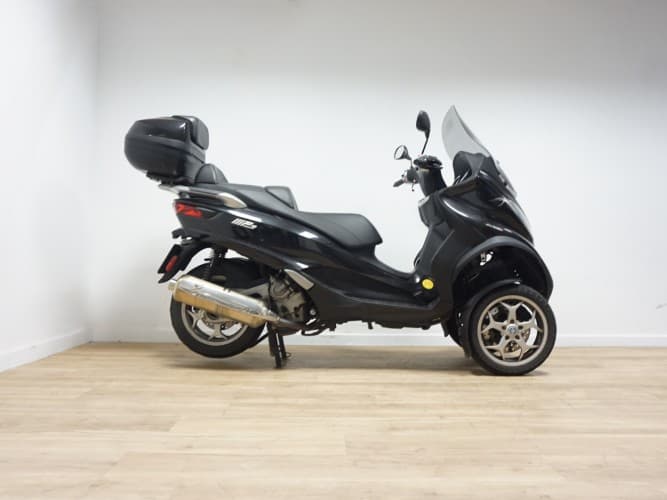 PIAGGIO MP3 500 BUSINESS 2017 de segunda mano
