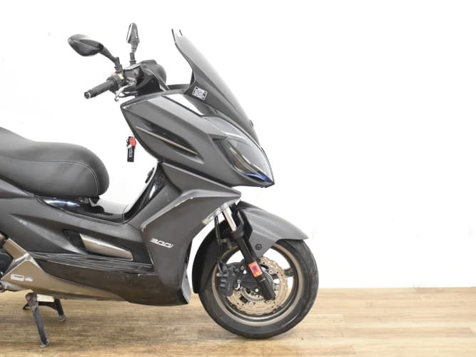 KYMCO K-XCT 300I 2013 de segunda mano