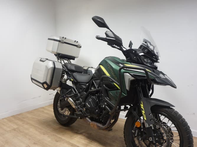 BENELLI TRK 702 X 2024 de segunda mano