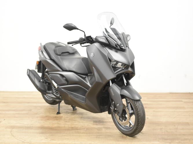 YAMAHA XMAX 125 2024 de segunda mano