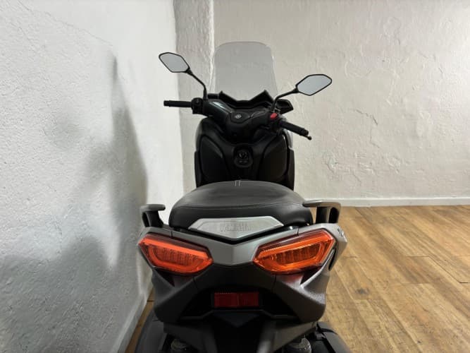 Comprar YAMAHA XMAX 300 2017 de segunda mano YAMAHA XMAX 300 2017 de segunda mano