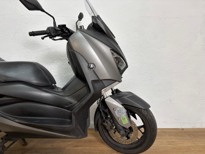 Comprar YAMAHA XMAX 300 2017 de segunda mano YAMAHA XMAX 300 2017 de segunda mano
