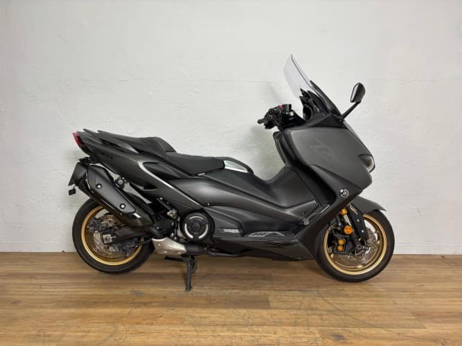 Comprar YAMAHA TMAX 560 TECH MAX 2020 de segunda mano YAMAHA TMAX 560 TECH MAX 2020 de segunda mano