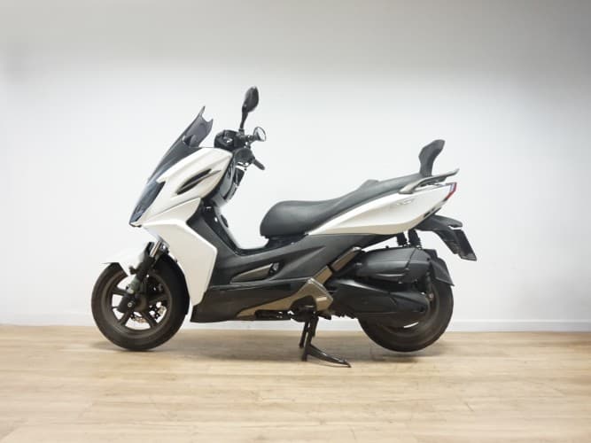 KYMCO K-XCT 300I 2015 de segunda mano
