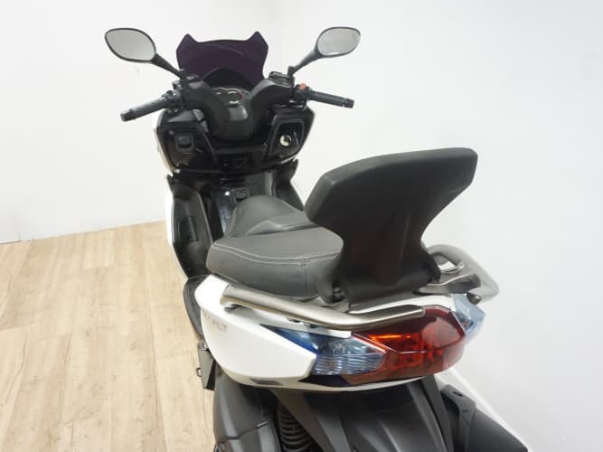 KYMCO K-XCT 300I 2015 de segunda mano