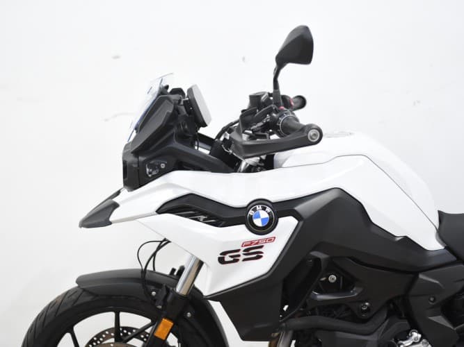 Comprar BMW F 750 GS (IVA DEDUCIBLE) (3 PAQUETES+ 3 MALETAS) 2022 de segunda mano BMW F 750 GS (IVA DEDUCIBLE) (3 PAQUETES+ 3 MALETAS) 2022 de segunda mano