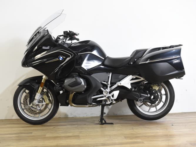 Comprar BMW R 1250 RT (3 PAQUETES + 2 MALETAS) 2024 de segunda mano BMW R 1250 RT (3 PAQUETES + 2 MALETAS) 2024 de segunda mano