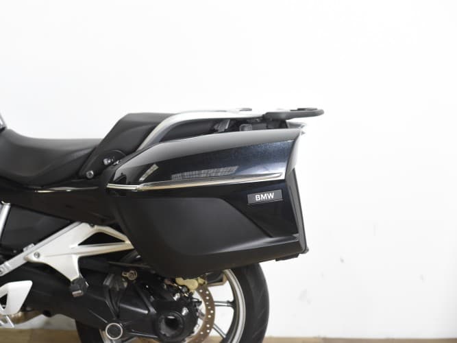 Comprar BMW R 1250 RT (3 PAQUETES + 2 MALETAS) 2024 de segunda mano BMW R 1250 RT (3 PAQUETES + 2 MALETAS) 2024 de segunda mano