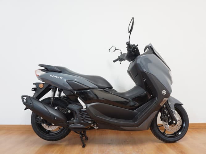 YAMAHA NMAX 125 2024 de segunda mano
