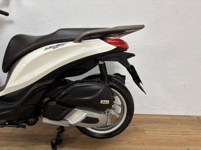 Comprar PIAGGIO MEDLEY 125 2024 de segunda mano PIAGGIO MEDLEY 125 2024 de segunda mano