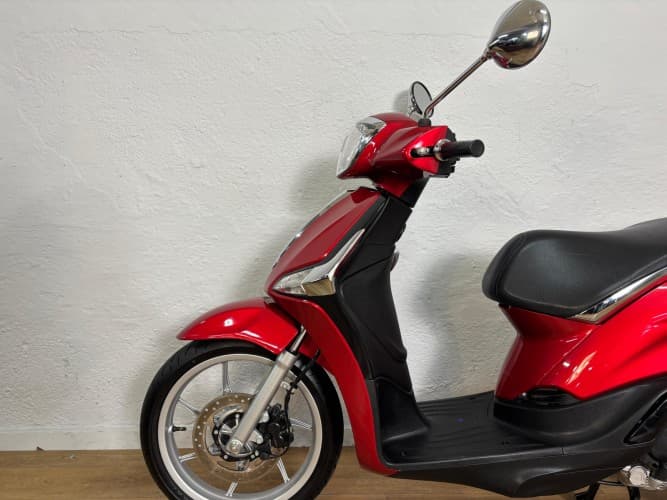 Comprar PIAGGIO LIBERTY 50 2024 de segunda mano PIAGGIO LIBERTY 50 2024 de segunda mano