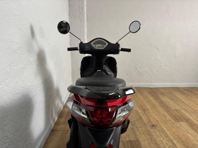 Comprar PIAGGIO LIBERTY 50 2024 de segunda mano PIAGGIO LIBERTY 50 2024 de segunda mano