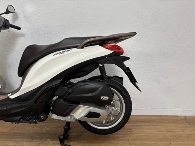 Comprar PIAGGIO MEDLEY 125 2024 de segunda mano PIAGGIO MEDLEY 125 2024 de segunda mano