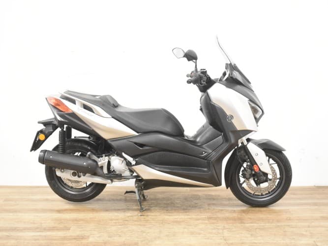 Comprar YAMAHA XMAX 125 2017 de segunda mano YAMAHA XMAX 125 2017 de segunda mano