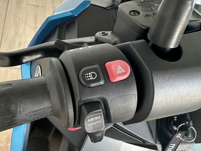 BMW C 400 X (IVA DEDUCIBLE) 2019 de segunda mano