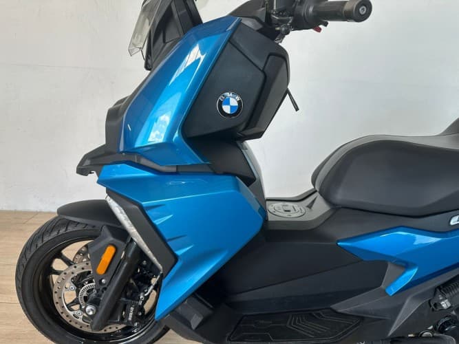 BMW C 400 X (IVA DEDUCIBLE) 2019 de segunda mano