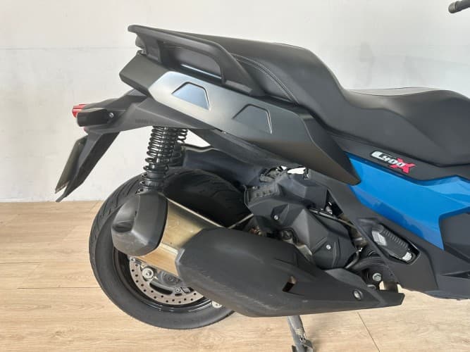 BMW C 400 X (IVA DEDUCIBLE) 2019 de segunda mano