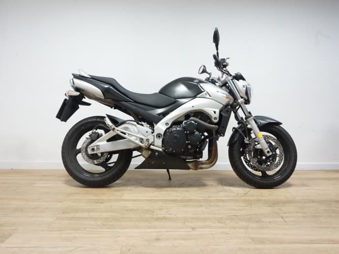 SUZUKI GSR 600 (A) 2007 de segunda mano