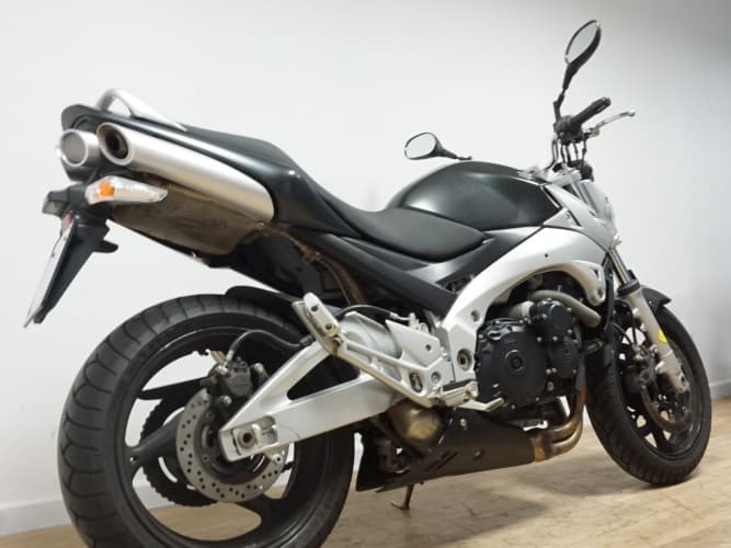 Comprar SUZUKI GSR 600 (A) 2007 de segunda mano SUZUKI GSR 600 (A) 2007 de segunda mano