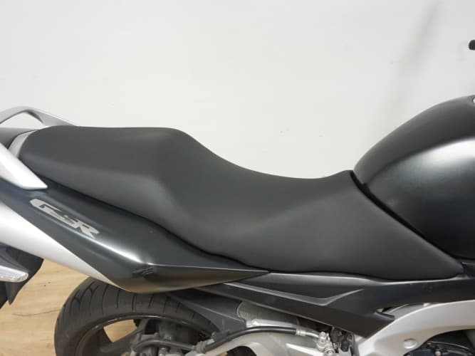 Comprar SUZUKI GSR 600 (A) 2007 de segunda mano SUZUKI GSR 600 (A) 2007 de segunda mano