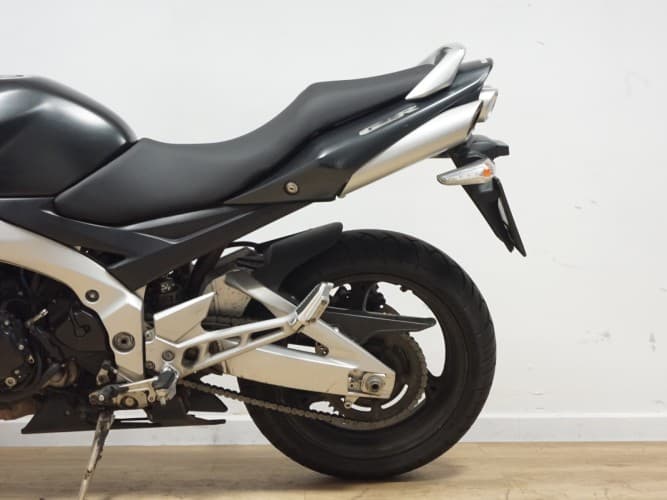 Comprar SUZUKI GSR 600 (A) 2007 de segunda mano SUZUKI GSR 600 (A) 2007 de segunda mano