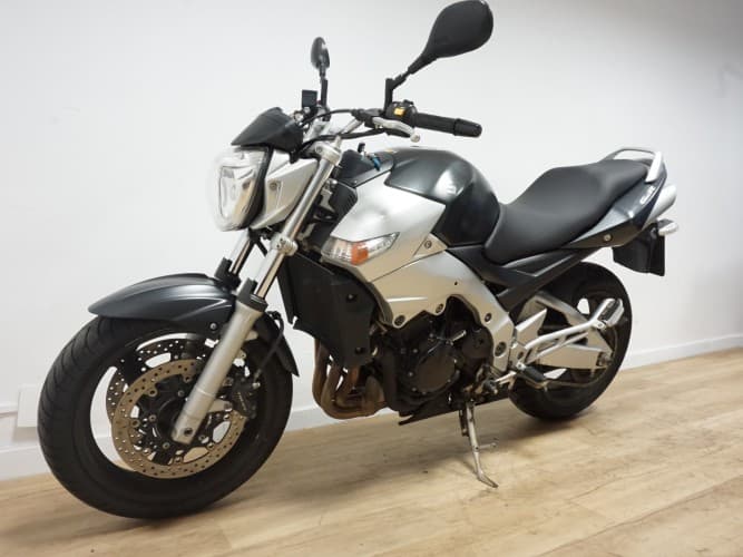 Comprar SUZUKI GSR 600 (A) 2007 de segunda mano SUZUKI GSR 600 (A) 2007 de segunda mano