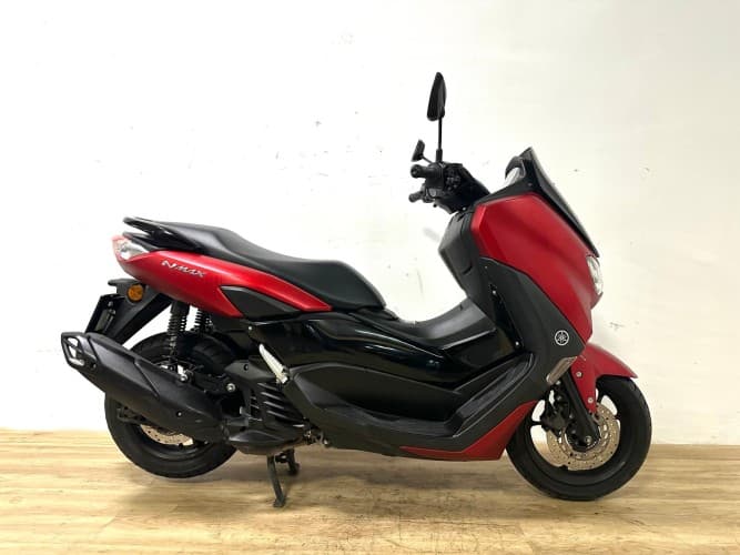 YAMAHA NMAX 125 2021 de segunda mano