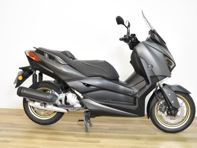 YAMAHA XMAX 125 2020 de segunda mano