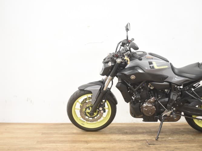 Comprar YAMAHA MT-07 (A2) 2016 de segunda mano YAMAHA MT-07 (A2) 2016 de segunda mano