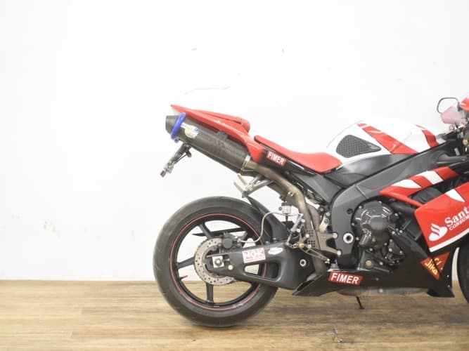 Comprar YAMAHA YZF R1 (SE ENTREGA ESCAPES ORIGINALES Y PORTA) 2007 de segunda mano YAMAHA YZF R1 (SE ENTREGA ESCAPES ORIGINALES Y PORTA) 2007 de segunda mano