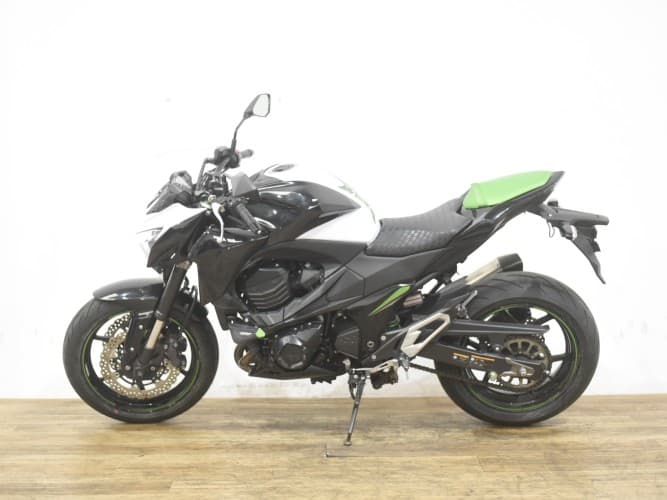 Comprar KAWASAKI Z 800 FULL + AKRAPOVIC HOMOLG 2016 de segunda mano KAWASAKI Z 800 FULL + AKRAPOVIC HOMOLG 2016 de segunda mano
