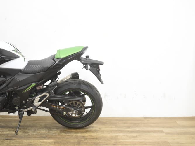 Comprar KAWASAKI Z 800 FULL + AKRAPOVIC HOMOLG 2016 de segunda mano KAWASAKI Z 800 FULL + AKRAPOVIC HOMOLG 2016 de segunda mano