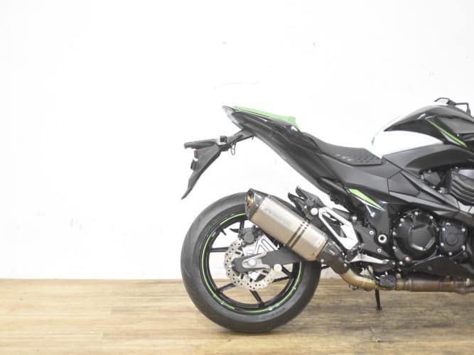 Comprar KAWASAKI Z 800 FULL + AKRAPOVIC HOMOLG 2016 de segunda mano KAWASAKI Z 800 FULL + AKRAPOVIC HOMOLG 2016 de segunda mano