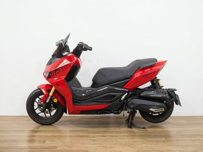 WOTTAN STORM R 125 2023 de segunda mano