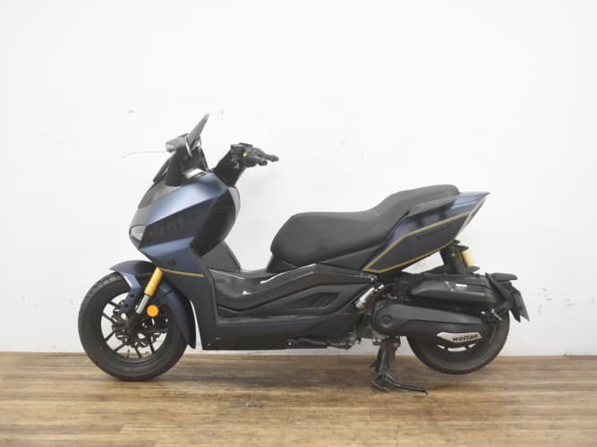 Comprar WOTTAN STORM R 125 2023 de segunda mano WOTTAN STORM R 125 2023 de segunda mano