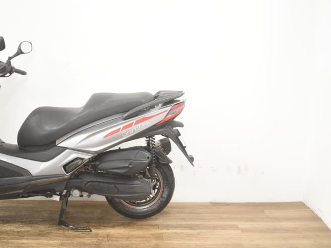 Comprar KYMCO GRAND DINK 125 (ESCAPE HOMOLOGADO) SE DA EL ORIGINAL 2016 de segunda mano KYMCO GRAND DINK 125 (ESCAPE HOMOLOGADO) SE DA EL ORIGINAL 2016 de segunda mano