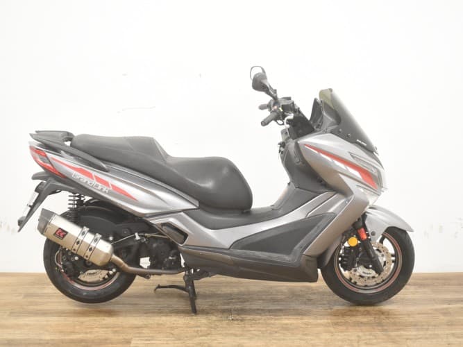 Comprar KYMCO GRAND DINK 125 (ESCAPE HOMOLOGADO) SE DA EL ORIGINAL 2016 de segunda mano KYMCO GRAND DINK 125 (ESCAPE HOMOLOGADO) SE DA EL ORIGINAL 2016 de segunda mano