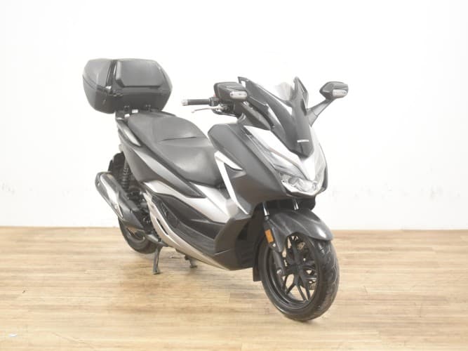 HONDA FORZA 300 2020 de segunda mano